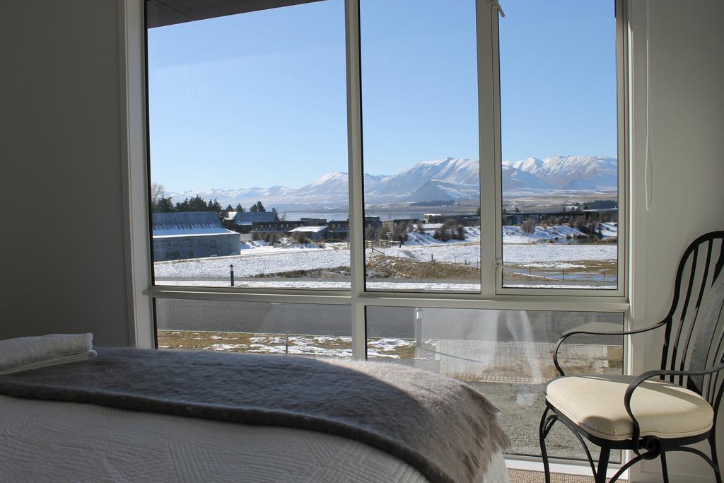 Queenie's Lakeview Star Lake Tekapo